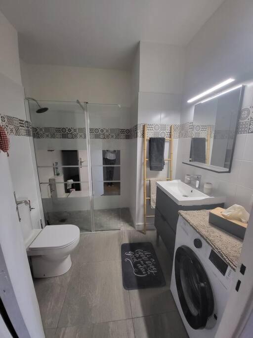 Grand Studio Lumineux 9Ieme Marseille Luaran gambar